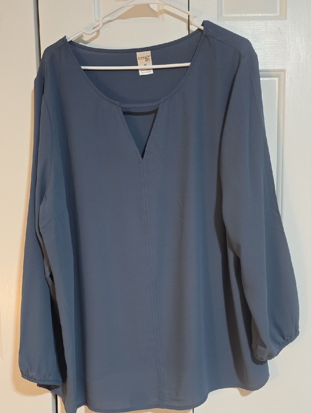 Terra & Sky Slate Blue V-Notch Long Sleeve Blouse